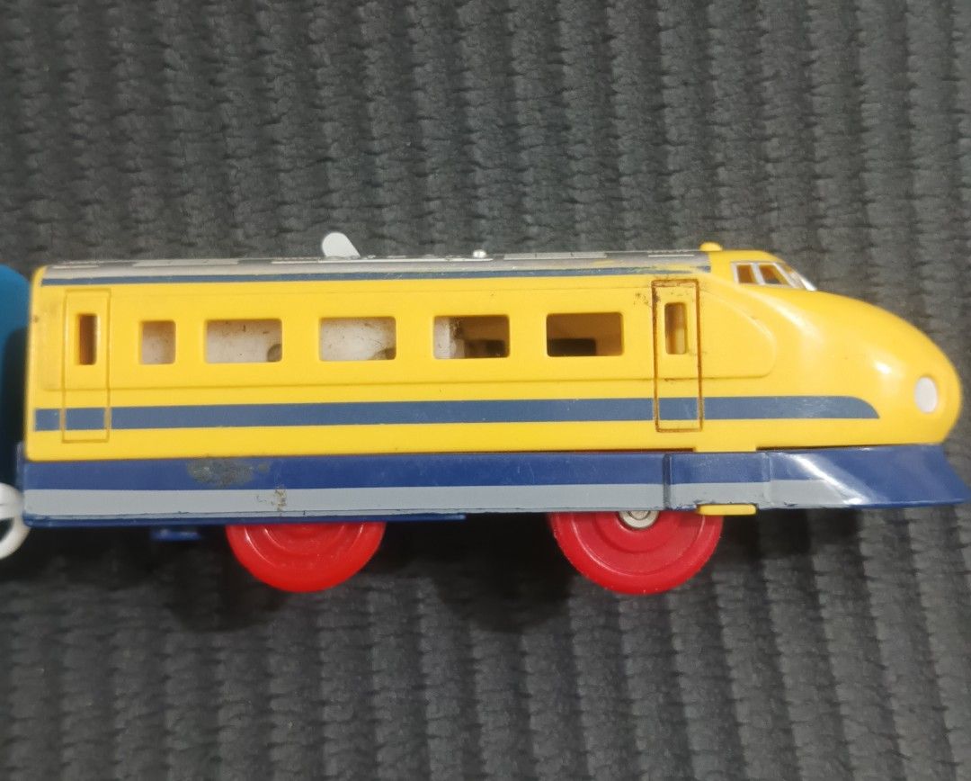 Vintage Takara Tomy Plarail Train (Category: Vehicle & Diecast Models) located in General Santos City (Dadiangas). Submitted by silvervintage77 (Listing ID 1454135757, Image 3). Description: Vintage Takara Tomy electric motorised Plarail Train Approximately 15cm-15cm long Battery Operated 100% Working.