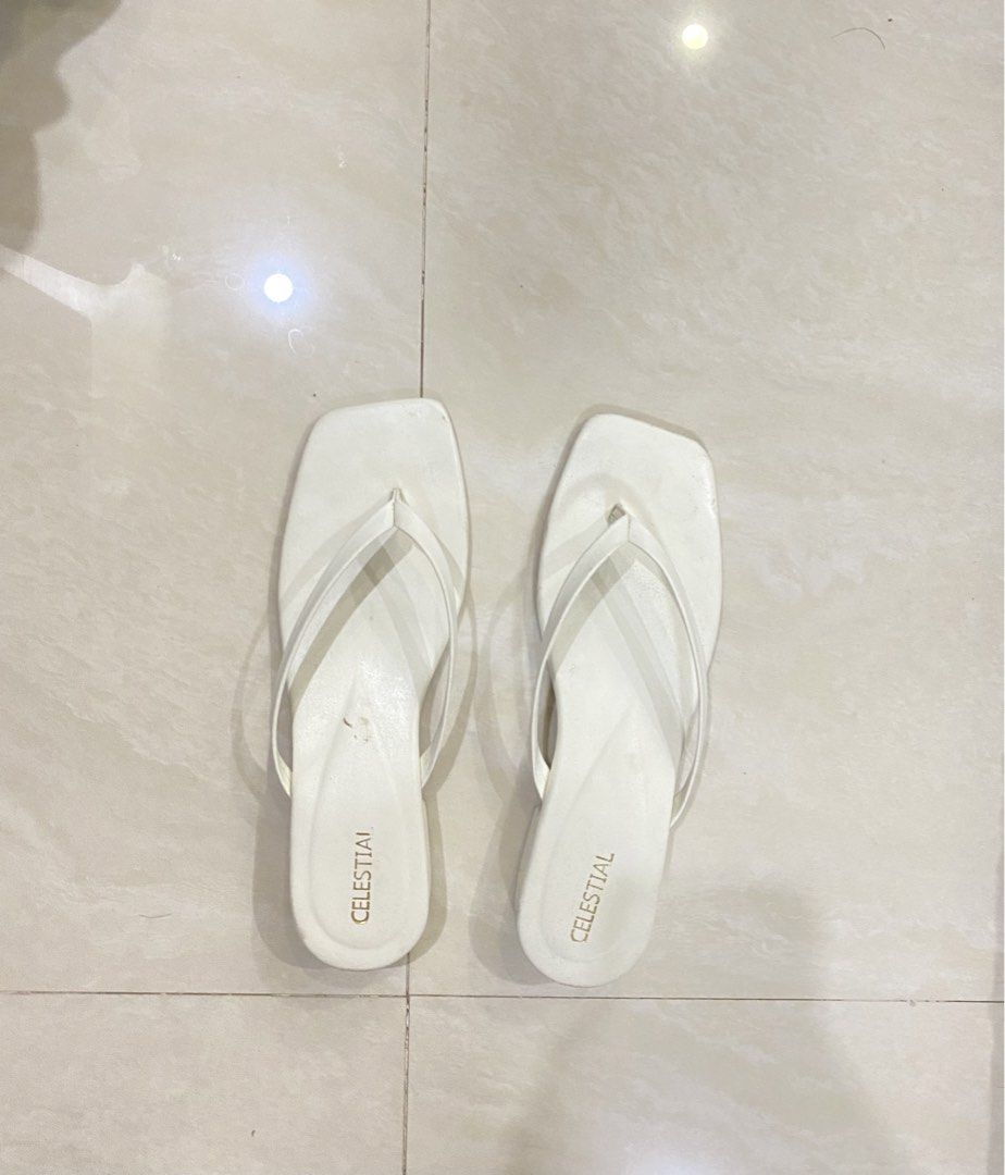 White 2 inch Heels (Category: Heels) located in San Pedro. Submitted by declutterbymb (Listing ID 1454172300, Image 1). Description: - 9/10 condition - used once (JS Prom) - no issues - SIZE 9, but can fit sa 8 for allowance lalo na if medyo mataba paa ‼️Payment First 🚚 J&T or Lalamove 📍San Pedro, Laguna .