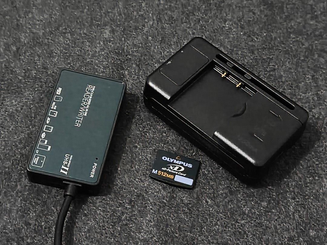 XD Card 512MB (Category: Memory & SD Cards) located in Manila. Submitted by jeckonilei (Listing ID 1454089014, Image 1). Description: Olympus XD Card, Card reader, and universal cam battery charger. Olympus Stylus (µ): 700, 710, 720 SW, 725 SW, 730, 740, 750, 760, 770 SW, 780, 790 SW, 800, 810, 820 Olympus FE: 110, 115, 120, 130, 140, 150, 170, 180, 190, 200, 210, 220, 230, 240, 250, 270, 280, 290 Olympus SP: 310, 320, 350, 500 UZ, 510 UZ, 550 UZ