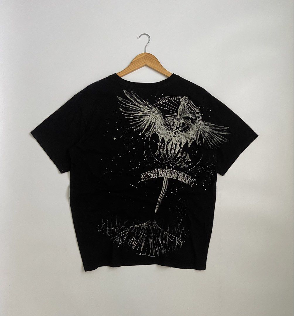 Y2k white tag grunge (Category: Formal Shirts) located in Libmanan. Submitted by kushinv2 (Listing ID 1454121278, Image 1). Description: 22.4 x 28 Walang issue.
