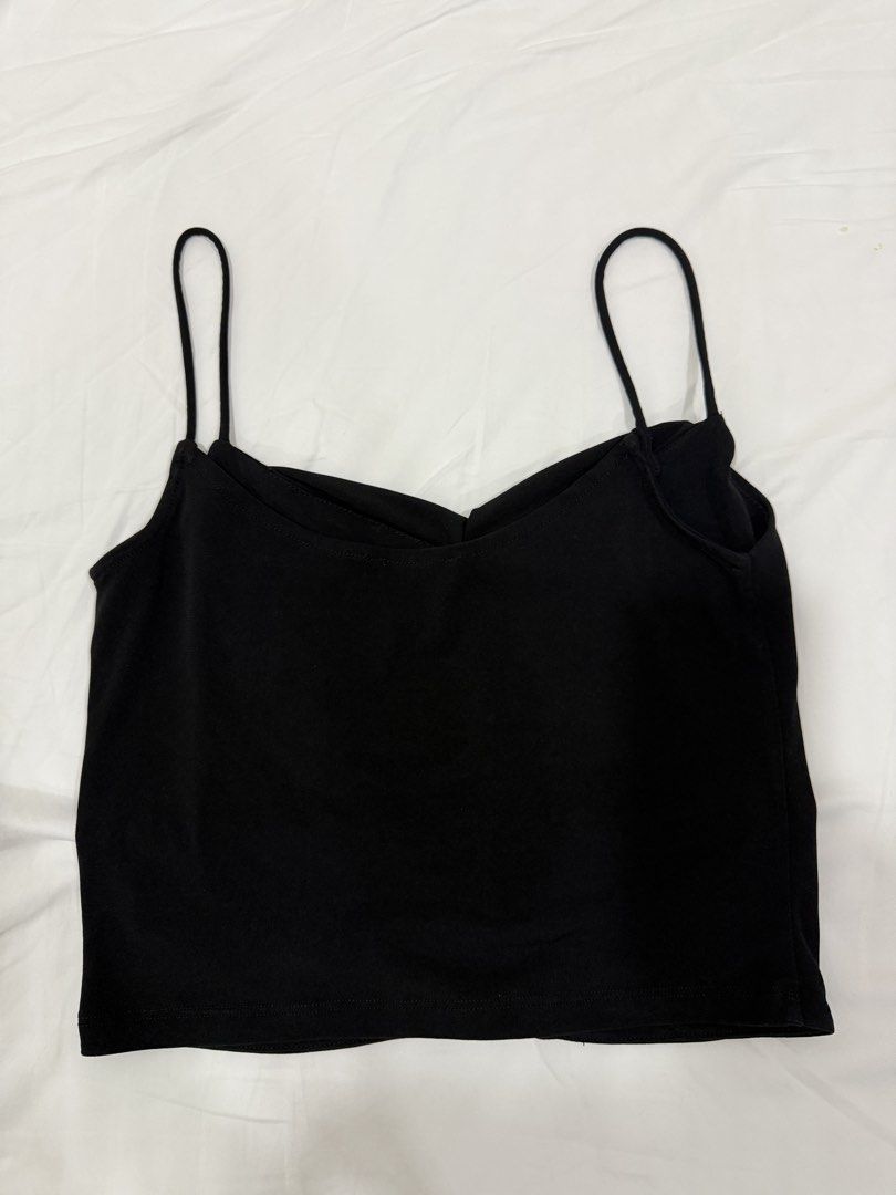 Zara Black sleeveless crop top S (Category: Others Tops) located in Makati City. Submitted by bargainwaves (Listing ID 1454112870, Image 3). Description: .