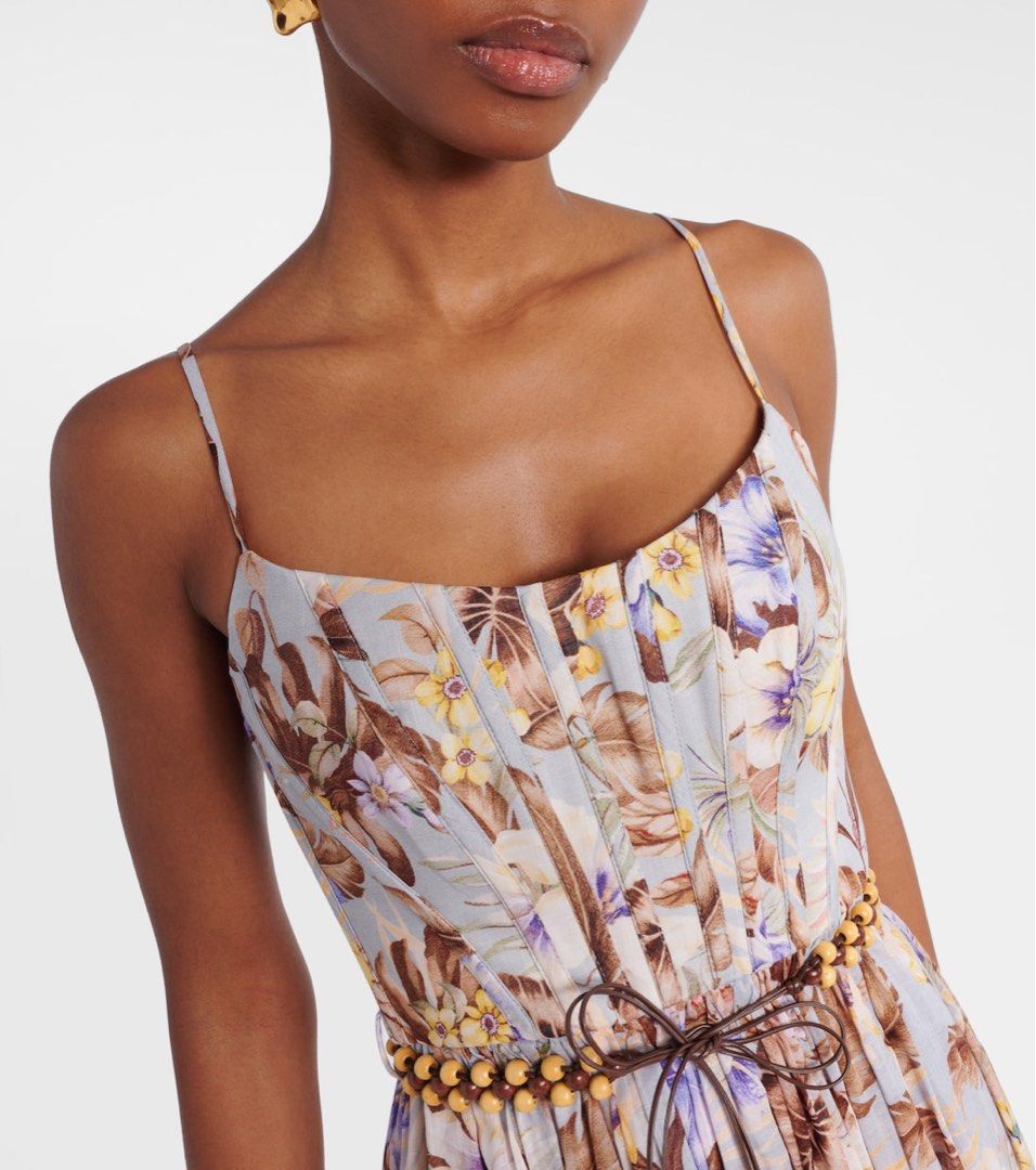 Zimmermann (Category: Dresses) located in Manila. Submitted by highendcollection.wind (Listing ID 1454161304, Image 3). Description: Zimmermann completed set linen Brandnew with tags size 2.