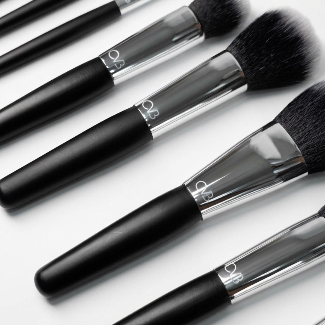 11PCS Black Beginner Makeup Brushes Travel Size (Category: Makeup) located in Marikina City. Submitted by craftedveganbrushes (Listing ID 1454216754, Image 3). Description: Hey B! Ready to give your makeup routine a different touch? The touch of makeup brushes! Well, you came to the right place. Beginner makeup brushes for the first timer. Browse through our profile for our line-up and feel free to get in touch with us ;* ABOUT THIS SET: - Comple