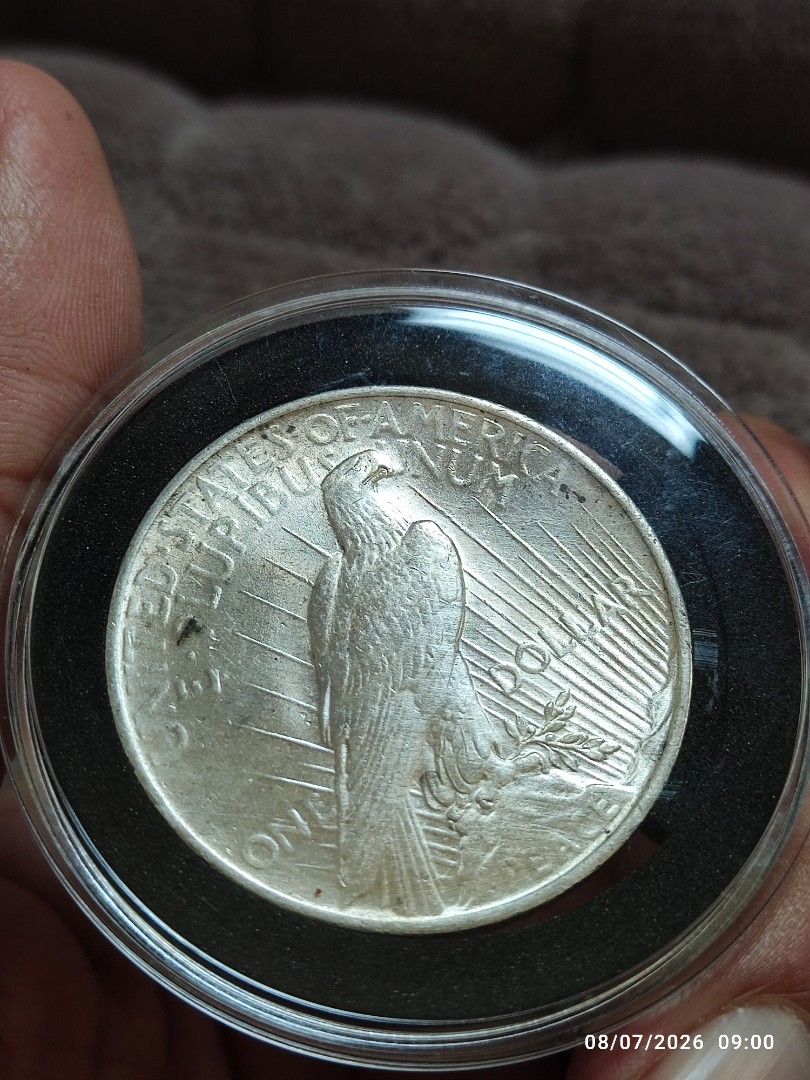 1922 Peace Dollar (Category: Currency) located in Tagum. Submitted by cs1907 (Listing ID 1454193091, Image 2). Description: -STrong cartwheel Luster.