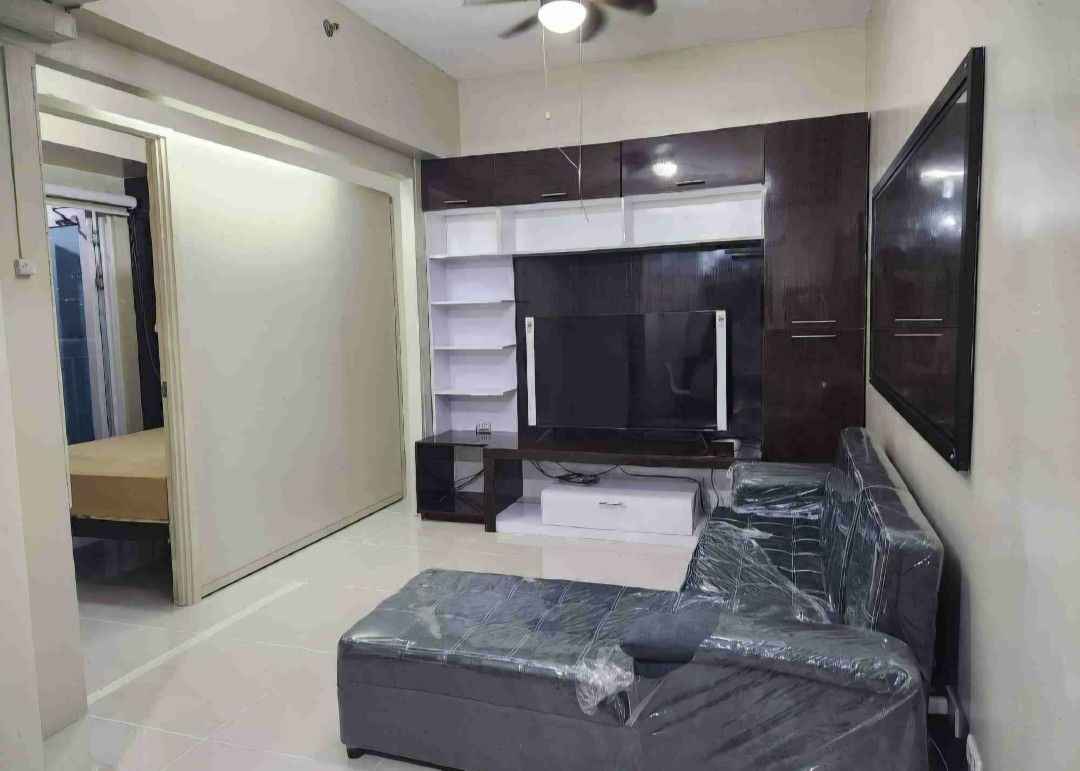 2 BEDROOM JAZZ RESIDENCES (Category: Apartments & Condos) located in Dumaguete. Submitted by mamahhhmia (Listing ID 1454308993, Image 1). Description: 2 BEDROOM SMDC JAZZ RESIDENCES 25TH FLR OVERLOOKING POOL PM FOR MORE INFO. TY..