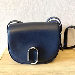 （分類：）位於 。 由 charccbd 提交（商品編號 1454229408，圖片 1）。簡介： 。