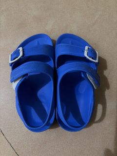 （分類：）位於 。 由 lisaranen 提交（商品編號 1454326607，圖片 1）。簡介： 。