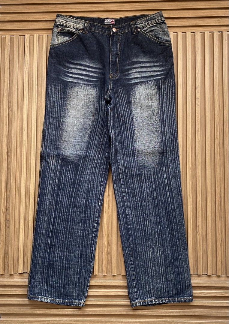 ( FAV!😍 ) WEDAY WEI UNIQUE WASHED JEANS (Category: Jeans) located in Bacolod City. Submitted by timelessbyjosh (Listing ID 1454233504, Image 2). Description: BEST FOR STREETWEAR OUTFITS SIZE : ACTUAL COLOR : DARK BLUE WASHED COLOR RATE : 10 OUT OF 10 CONDITION : EXCELLENT MATERIAL : MADE IN : FLAWS : NONE DIMENSIONS WAIST - 34 LENGTH - 44. 5 THIGH - 12. 5 LEG OPENING - 9. 5 MEASUREMENT TAKEN WHILE LAYING FLAT. PLEASE COMPARE THE MEASUREMENT WITH