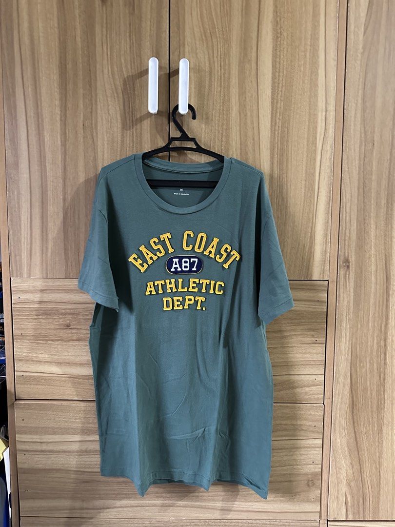 Abercrombie East Coast Tee (Category: Tshirts & Polo Shirts ) located in Pasay City. Submitted by lostcabinet (Listing ID 1454224272, Image 1). Description: .