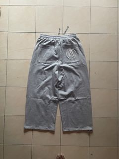 (Category: ) located in . Submitted by used.department (Listing ID 1454355052, Image 1). Description: .