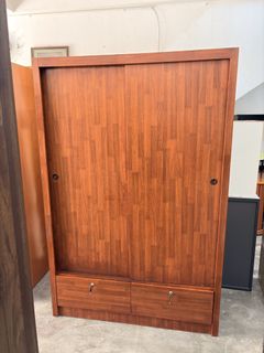 (Category: ) located in . Submitted by goodsdmy_secondhandshop (Listing ID 1454255054, Image 1). Description: .