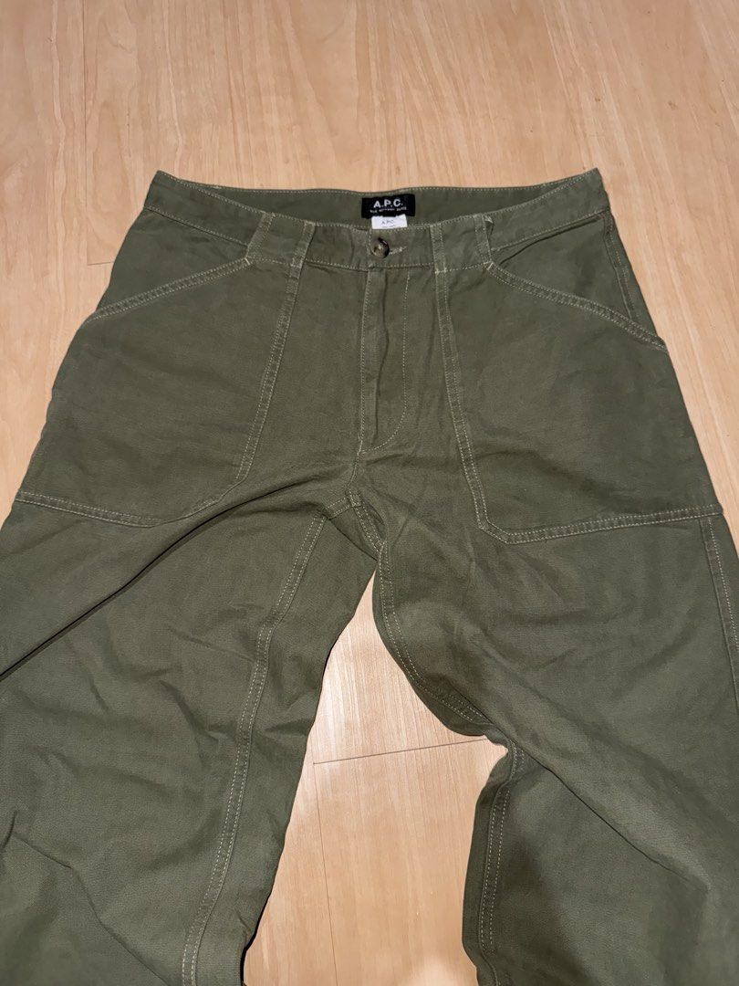 A.P.C SYDNEY TROUSER (Category: Jeans) located in Manila. Submitted by clinton.23 (Listing ID 1454331054, Image 2). Description: A.P.C SYDNEY TROUSER OLIVE GREEN WAISTLINE: 32 LENGTH:39 .