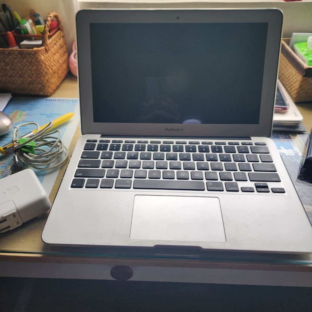Apple MacBook Air Laptop Charger Adapter (Category: Laptops & Notebooks) located in Quezon City. Submitted by deng43763 (Listing ID 1454198047, Image 1). Description: osx el capitan macbook air 11" early '2015 processor 1.6ghz intercore i5 memory 46b 1600mhz ddr3 graphics intel hd graphocs 6000 1536mb .