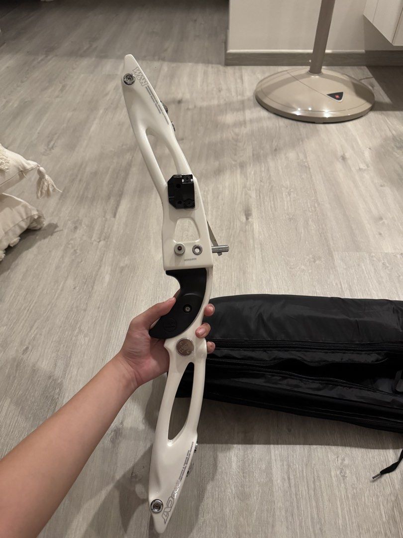 Archery CXT Riser (Category: Racket & Ball Sports) located in Singapore. Submitted by ohemngee (Listing ID 1454343152, Image 2). Description: .