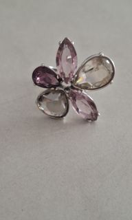 (Category: ) located in . Submitted by vintagehuntsg (Listing ID 1454208432, Image 1). Description: .