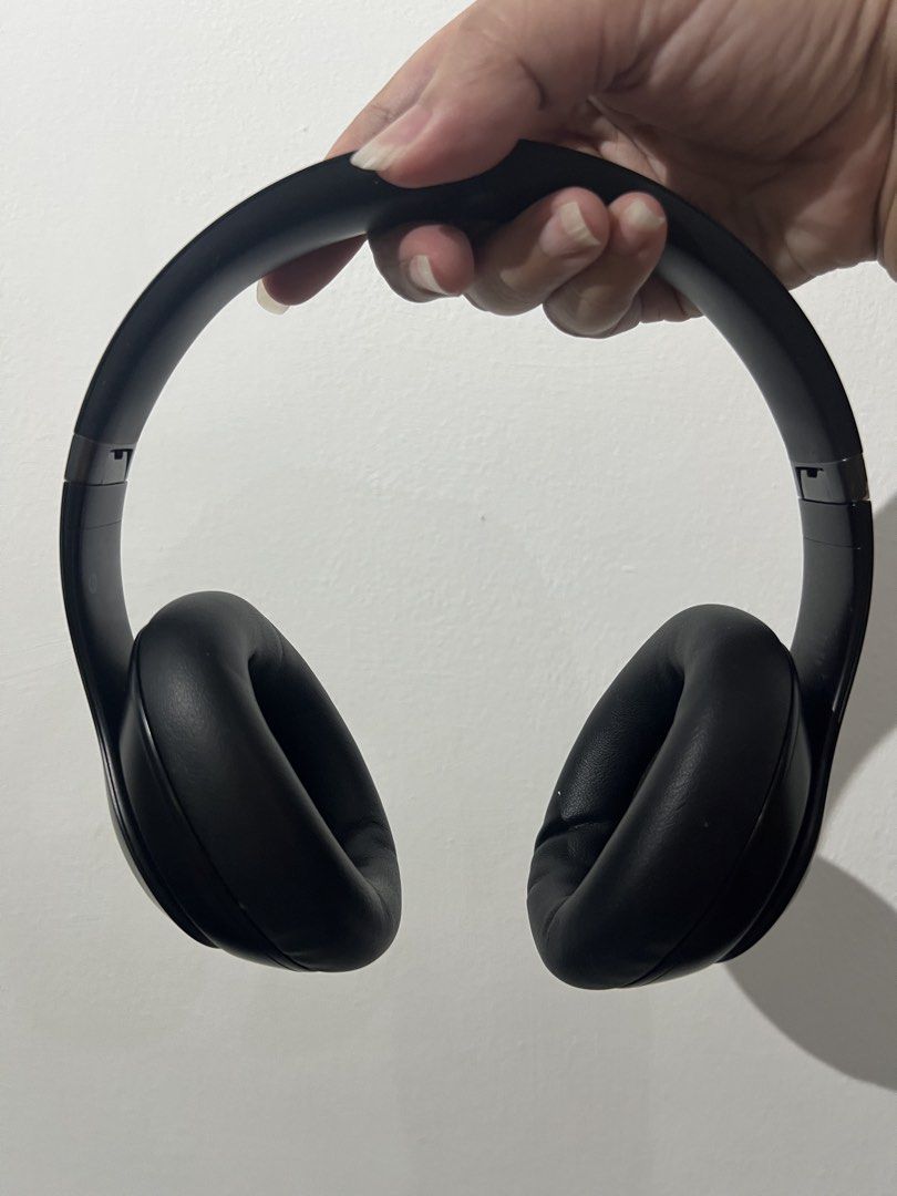 Beats Studio Pro (Category: Headphones & Headsets) located in Singapore. Submitted by mommashack (Listing ID 1454325821, Image 3). Description: Good condition with minor scratches Complete set with box and cables and pouch .