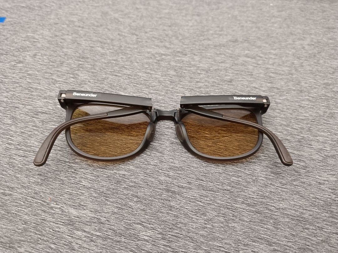 Beneunder 蕉下 BU6930 太陽眼鏡 鏡腳品牌標示
