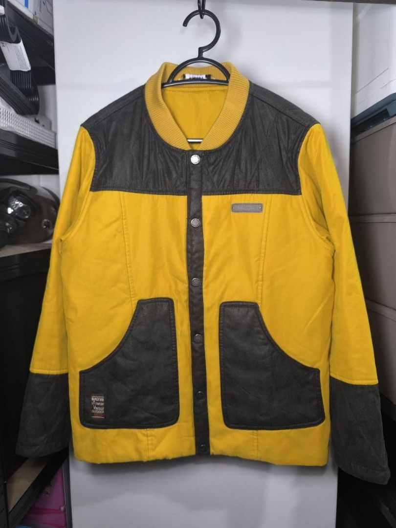 Black Yak Jacket (Category: Coats, Jackets and Outerwear) located in Baguio. Submitted by aftereditbymc (Listing ID 1454328511, Image 1). Description: Size 95 on tag- Small to Medium Rfs: Decluttering 📍 Baguio City -Mabini DA -LT with hf, payment first -Shipping via J&T, payment first.