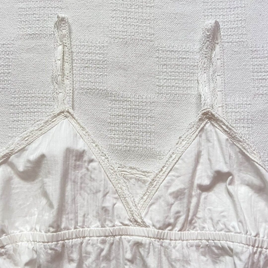 Brandy Melville edith babydoll top (Category: Sleeveless) located in Rizal. Submitted by urkoala (Listing ID 1454273325, Image 3). Description: - fits s to m.