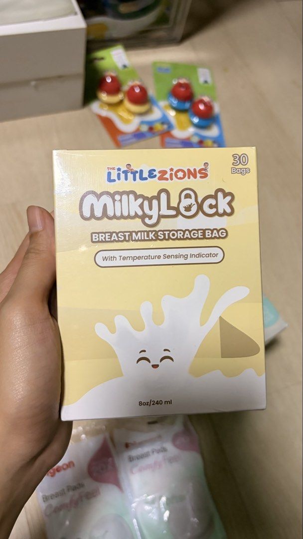 Breast pads & milk storage bag ziplock (Category: Maternity Care) located in Pasig City. Submitted by mommysellerbgc (Listing ID 1454299488, Image 2). Description: Please see that the expiry of the breast pads is already due, tho is just a cotton pads I don’t know if the expiry will affect it. Buy at your own risk.