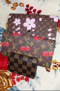 (Category: ) located in . Submitted by ilovepreloved17 (Listing ID 1451143545, Image 1). Description: .