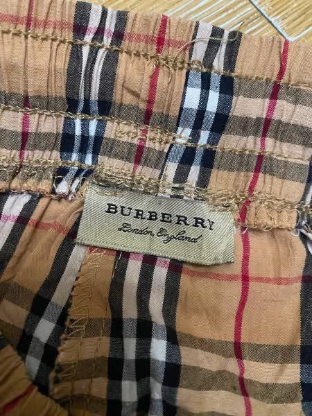 Burberry Plaid (Category: Other Bottoms) located in Angeles City. Submitted by bashthriftstuff123 (Listing ID 1454238652, Image 3). Description: Burberry Plaid Pants Size large on tag Waist 28-32 Length 37 Verygood condi No issue ₱550 + Ship.