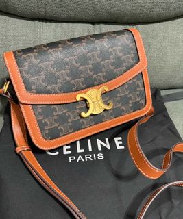 (Category: ) located in . Submitted by luxxechic (Listing ID 1454191011, Image 1). Description: .