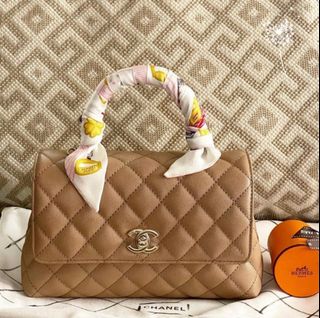 (Category: ) located in . Submitted by Luxugirl (Listing ID 1454289409, Image 1). Description: .