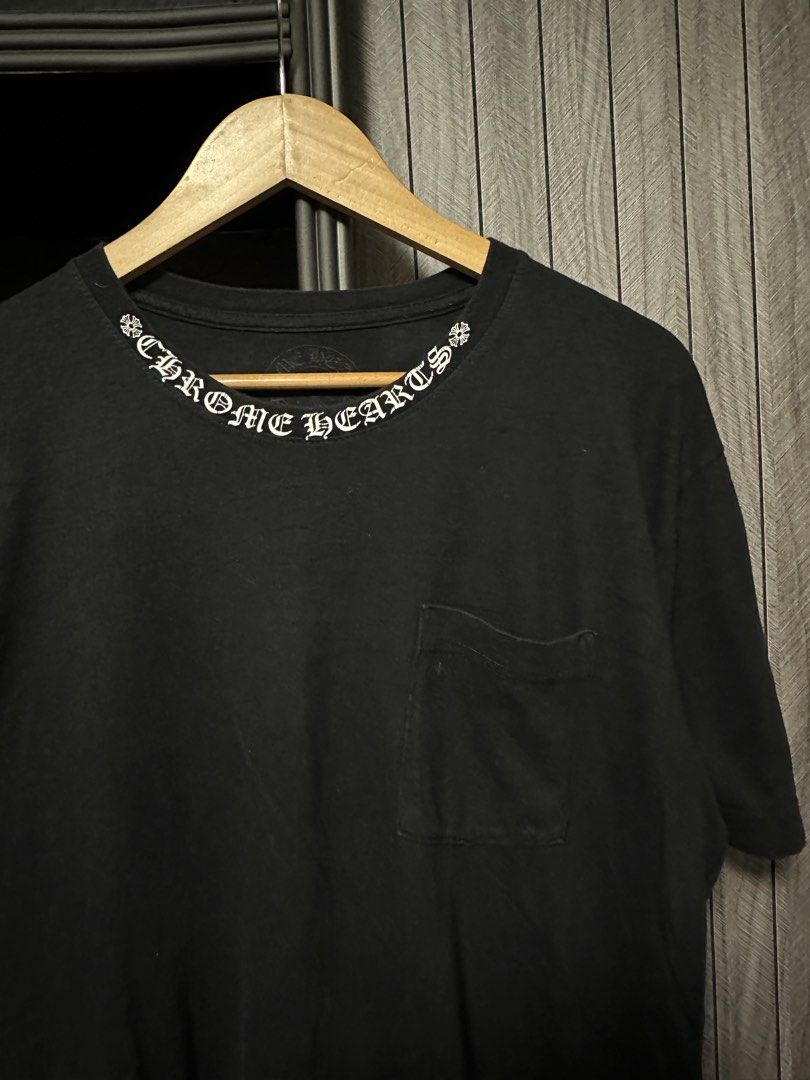 Chrome hearts tee (Category: Luxury Apparel) located in Atok. Submitted by fullroom.dgs (Listing ID 1454339685, Image 3). Description: Chrome hearts tee good condition authentic large.