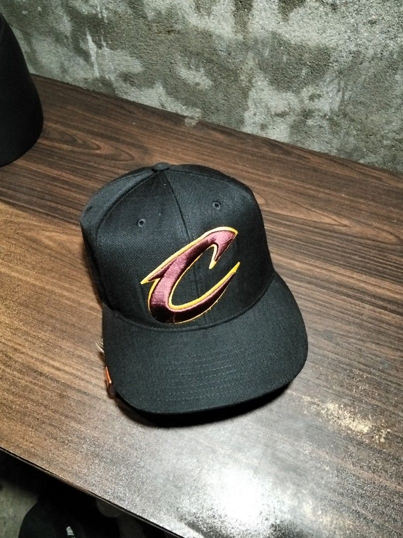 Cleveland snapback by Mitchell and ness (Category: Caps & Hats) located in Davao. Submitted by thrft2jerusalem (Listing ID 1454327211, Image 1). Description: 10/10 color rate adult size pwede tayo lipat sa main account para Maka Pag vouch sa ikakapanatag mo DAVAO CITY LOCATION WE CAN SHIP NATIONWIDE THRU. -JNT &LBC payment first policy payment method -gcash -bank transfer.