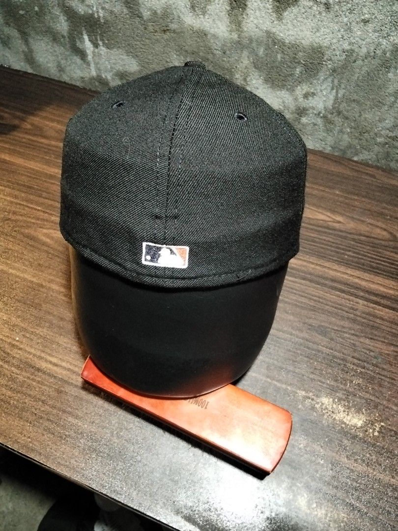 Close cap Houston Astros by new era (Category: Caps & Hats) located in Davao. Submitted by thrft2jerusalem (Listing ID 1454259616, Image 3). Description: 9/10 color rate adult 7⅜ on tag best fit on 7⅛ 100% wool pwede sa Facebook mag usap para panatag ka para unli vouch din DAVAO CITY LOCATION we can ship nationwide thru JNT & LBC plus shipping fee payment first policy payment method -gcash -bank transfer.