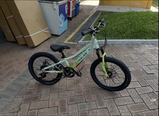(Category: ) located in . Submitted by alywincycle (Listing ID 1454230702, Image 1). Description: .