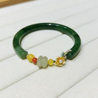 (Category: ) located in . Submitted by myntesgems (Listing ID 1454312364, Image 1). Description: .
