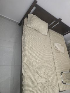 (Category: ) located in . Submitted by jamescr (Listing ID 1454277151, Image 1). Description: .