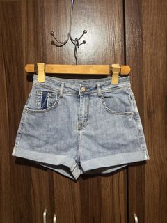 (Category: ) located in . Submitted by rrppreloved (Listing ID 1454197488, Image 1). Description: .