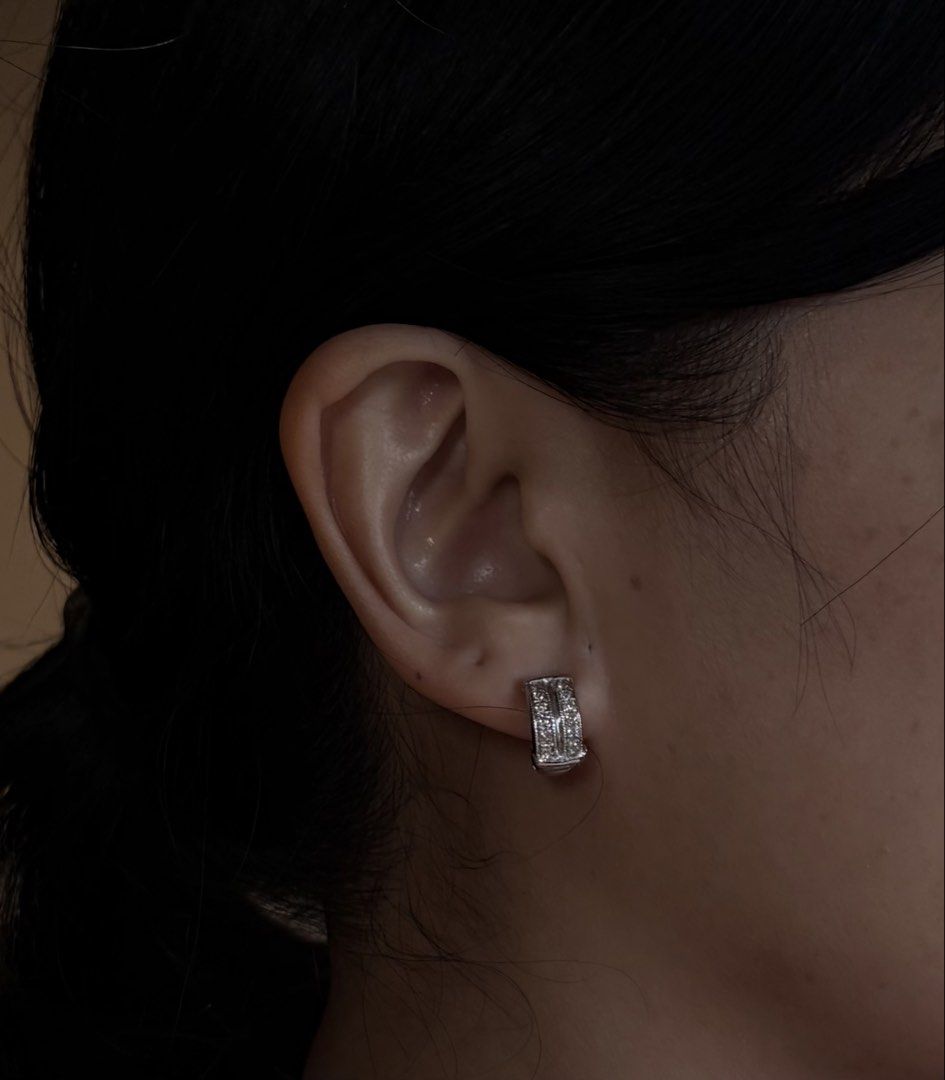 Diamond Huggies in 14k gold (Category: Earrings) located in Cebu City. Submitted by virnee (Listing ID 1454191273, Image 3). Description: 14k 5.6g Approx 0.36TCW Item Code: 082025516.