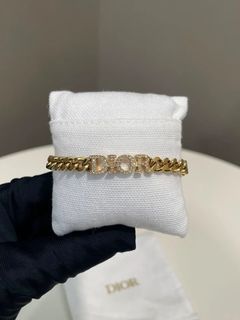 (Category: ) located in . Submitted by lovelotsluxury (Listing ID 1454299112, Image 1). Description: .