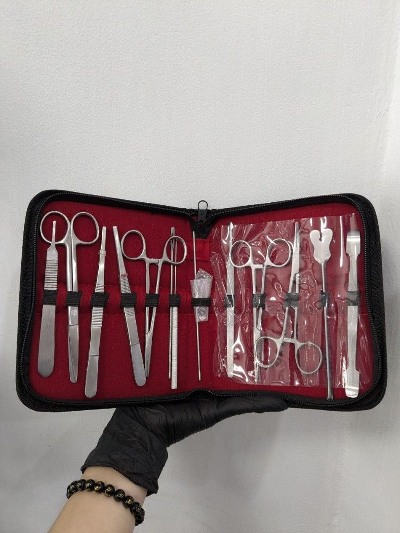 DISSECTING KIT 14 PCS PER KIT- ON HAND STOCKS (Category: Medical Supplies & Tools) located in Manila. Submitted by jeca_062001 (Listing ID 1454226749, Image 1). Description: CALL/VIB3R: 09 62 15 154 08.