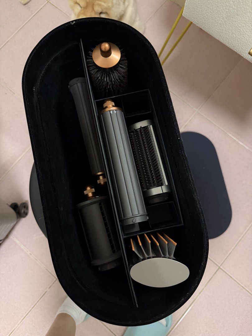 Dyson Airwrap Complete Long (Category: Hair) located in Manila. Submitted by agathamlnt56832 (Listing ID 1454220436, Image 1). Description: - Dyson Airwrap Complete Long - Includes all barrels and brushes - Comes with original storage case - Used only a few times - Ideal for fast and effortless hair styling.