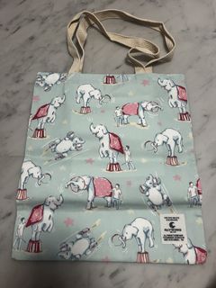 (Category: ) located in . Submitted by design.shopping (Listing ID 1454342641, Image 1). Description: .