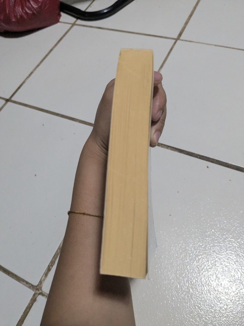 Florence Adler swims forever (Category: Storybooks) located in Taguig. Submitted by kraftbycays (Listing ID 1454249129, Image 2). Description: ALL BOOKS ARE AUTHENTIC almost brand-new 9/10 no crease no foxing light tanning VGC loc: Taguig.