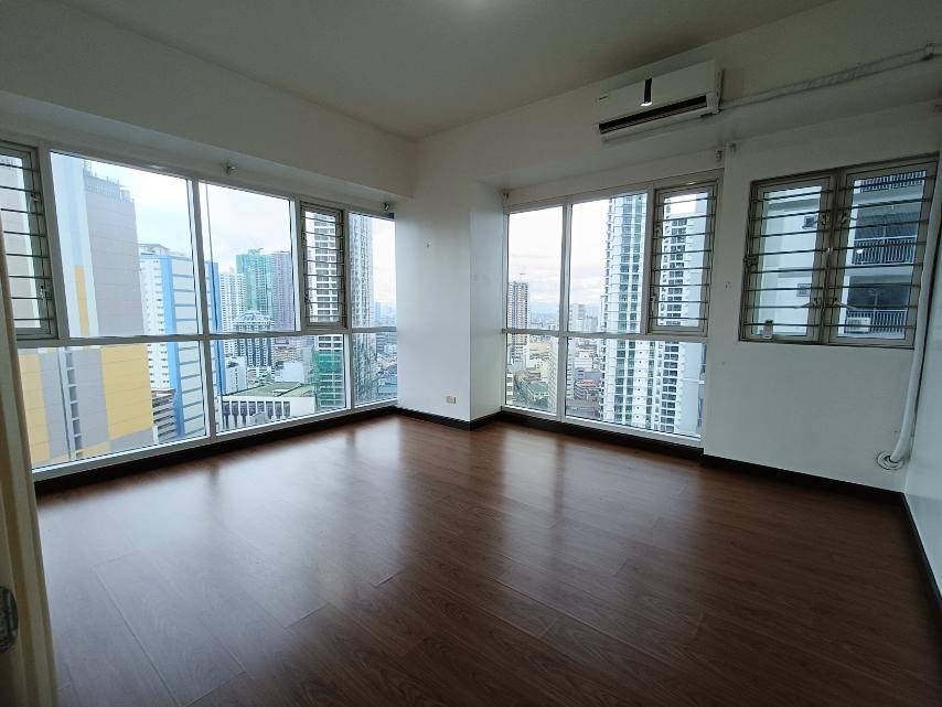 (Category: ) located in . Submitted by Broker5608 (Listing ID 1448750966, Image 1). Description: .
