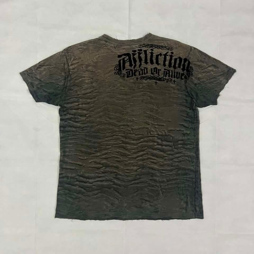 Grail Affliction Live Fast (Category: Tshirts & Polo Shirts ) located in Manila. Submitted by sourceph (Listing ID 1454314930, Image 3). Description: issue pinholes slightly nego.