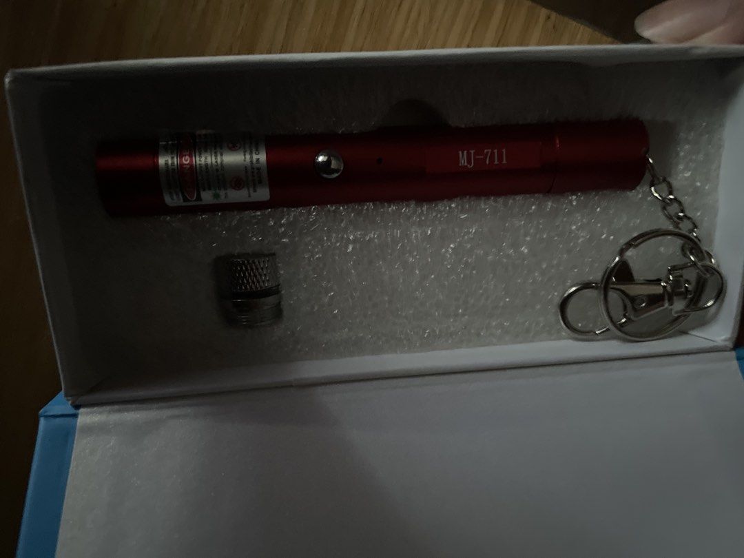 green laser pointer (Category: Occasions & Party Supplies) located in Singapore. Submitted by hybersie._.sales (Listing ID 1454222832, Image 1). Description: new laser pointer can shoot very far very bright.