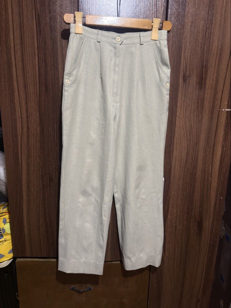 Green Trouser (Category: Other Bottoms) located in Cavite. Submitted by rrppreloved (Listing ID 1454197936, Image 1). Description: Can fit 25-26in wasitline Length: 35.5in With minimal stain and lints.