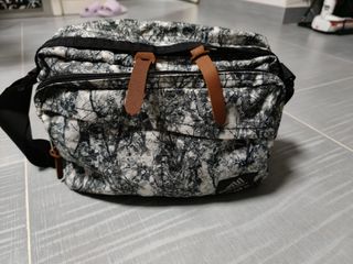 （分類：）位於 。 由 la234567890mmla 提交（商品編號 1454317837，圖片 1）。簡介： 。