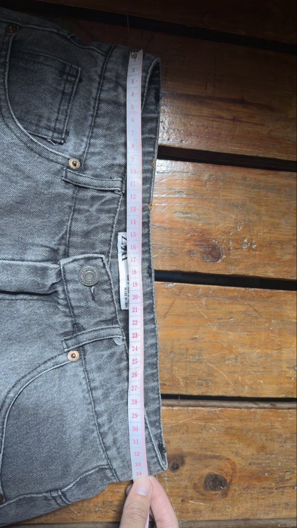 Grey Wash Denim Jeans (Category: Jeans) located in Pasay City. Submitted by _daenbugna (Listing ID 1454233887, Image 2). Description: - Grey wash denim jeans - Button fly closure - Made in China - Measurements provided in photos for exact sizing.
