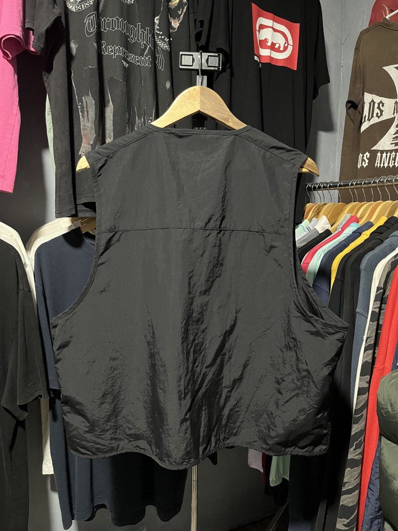 GU multi-pocket utility vest (23.5x24) (Category: Vests) located in Tarlac. Submitted by thriftnijude (Listing ID 1454338899, Image 2). Description: .