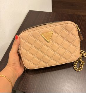 (Category: ) located in . Submitted by fiaeesha (Listing ID 1454303084, Image 1). Description: .