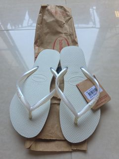 (Category: ) located in . Submitted by styleshoppers (Listing ID 1454232169, Image 1). Description: .